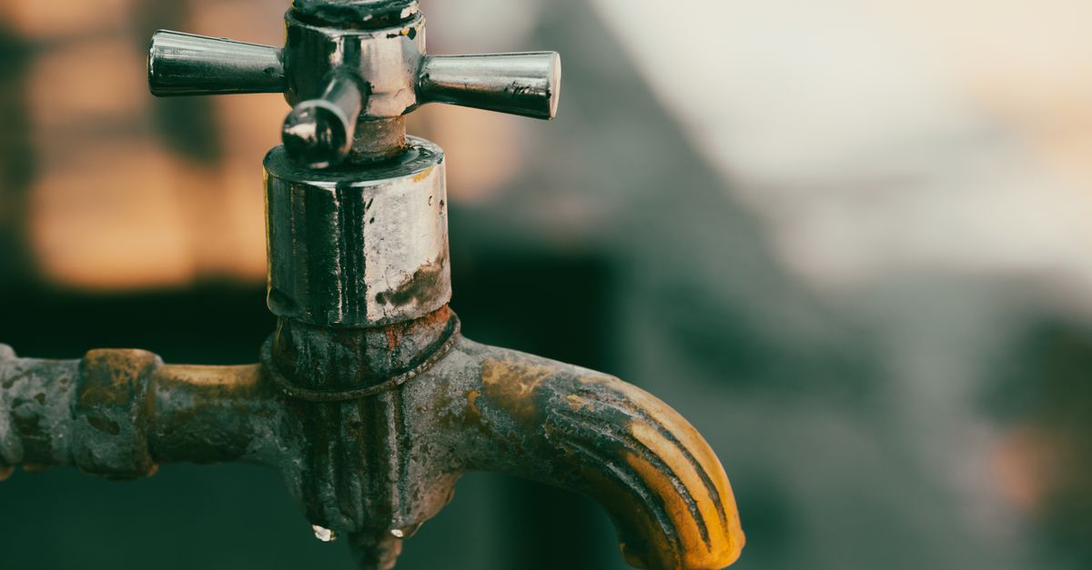 How Weather Conditions Can Lead to Burst Pipes in Hervey Bay